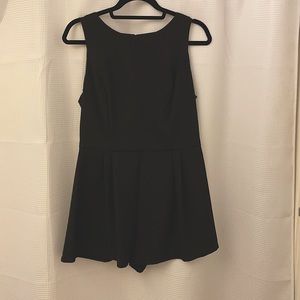 Chic sexy black romper (L)